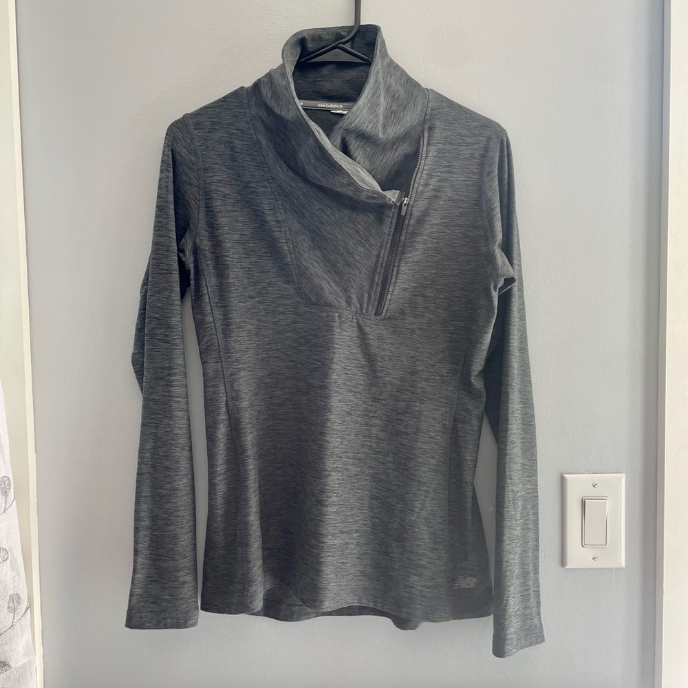 New Balance Women's Grey Asymmetrical Quarter-Zip Pullover